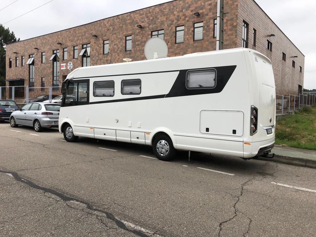 autocaravanas de lujo grandes 9